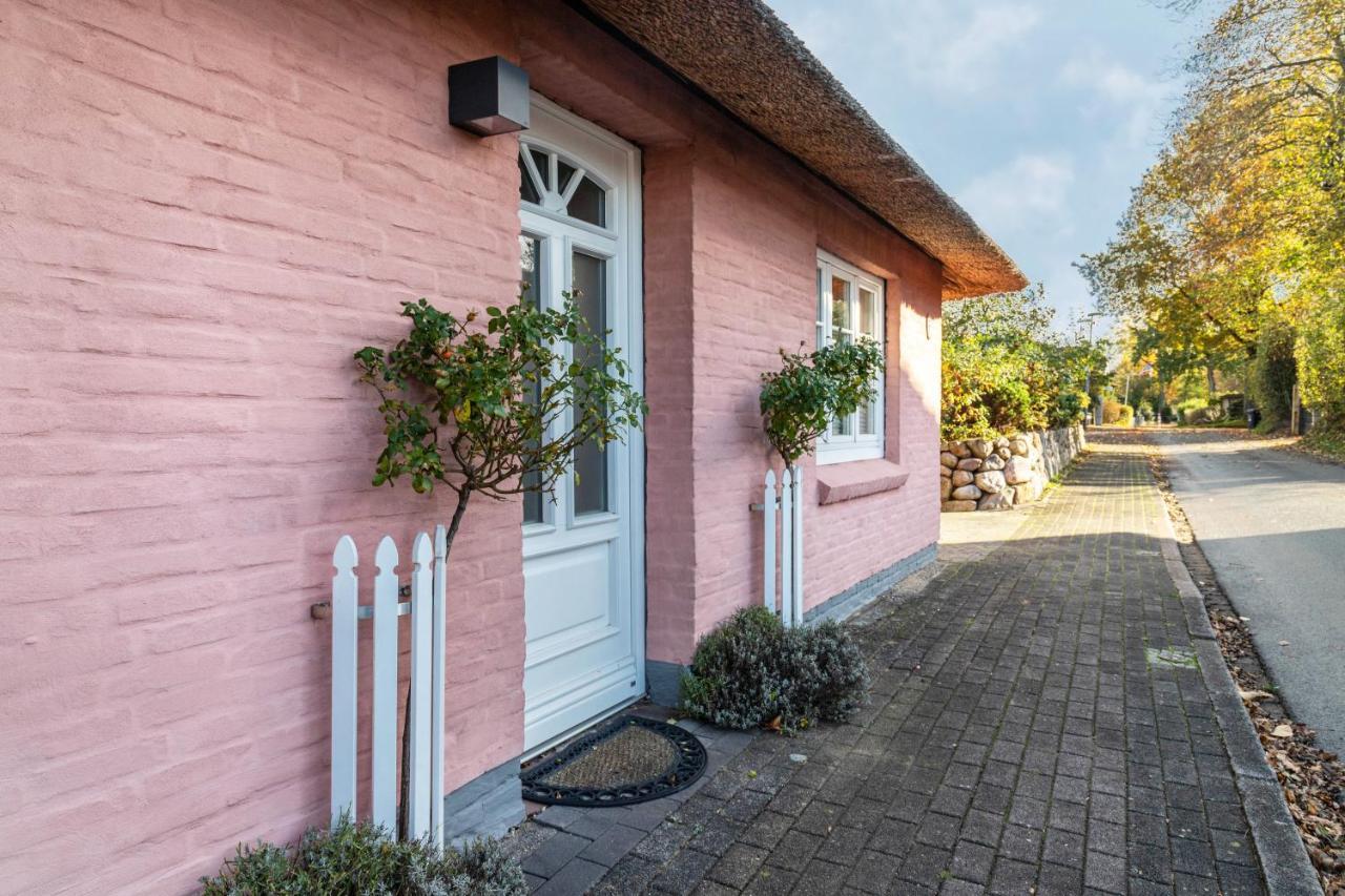Villa Jules Reetdachkate Mildstedt Exterior foto